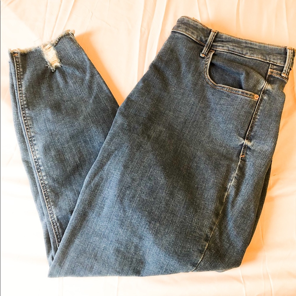 Old Navy Rockstar Super Skinny Ankle Jeans